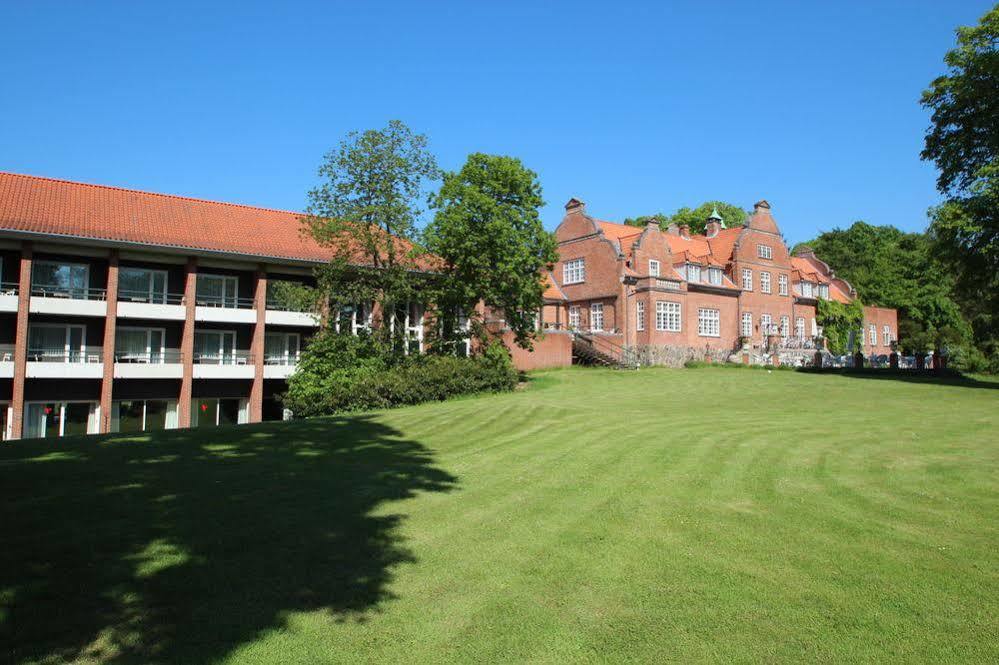 Sauntehus Castle Hotel 4*